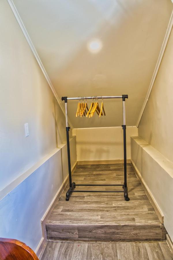 City Views Spacious Mezzanine Apartments Вилемстад Екстериор снимка
