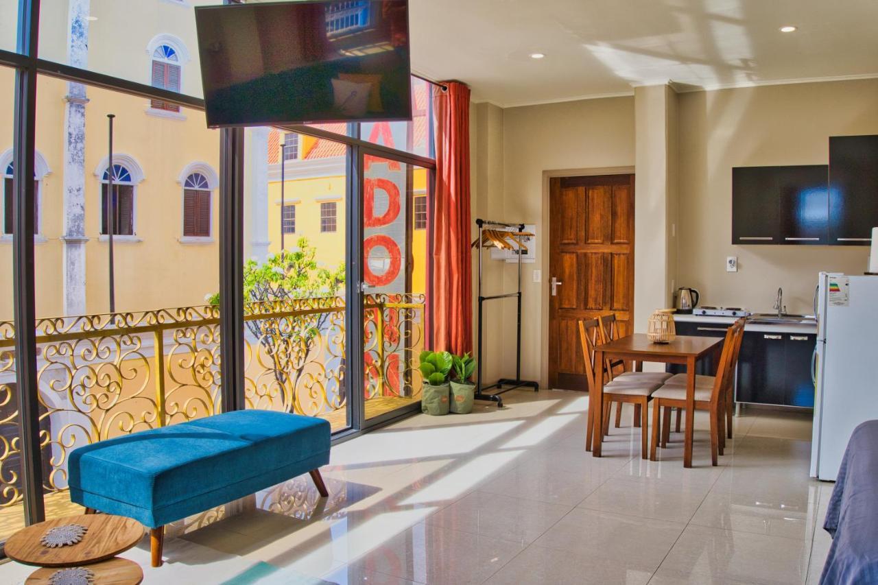 City Views Spacious Mezzanine Apartments Вилемстад Екстериор снимка