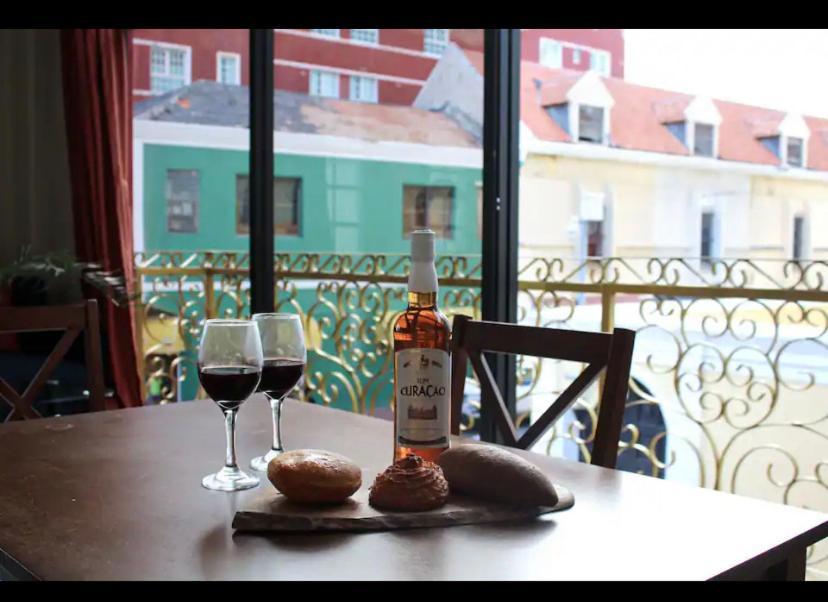 City Views Spacious Mezzanine Apartments Вилемстад Екстериор снимка